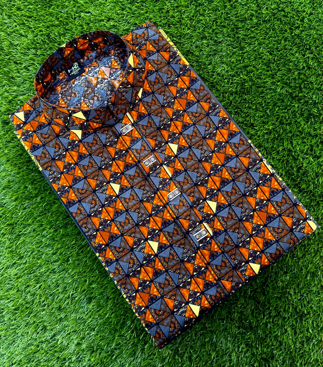 প্রিমিয়াম সফট কটন গার্মেন্টস কাপড় – ১০০% সুতি, আরামদায়ক ও স্টাইলিশ