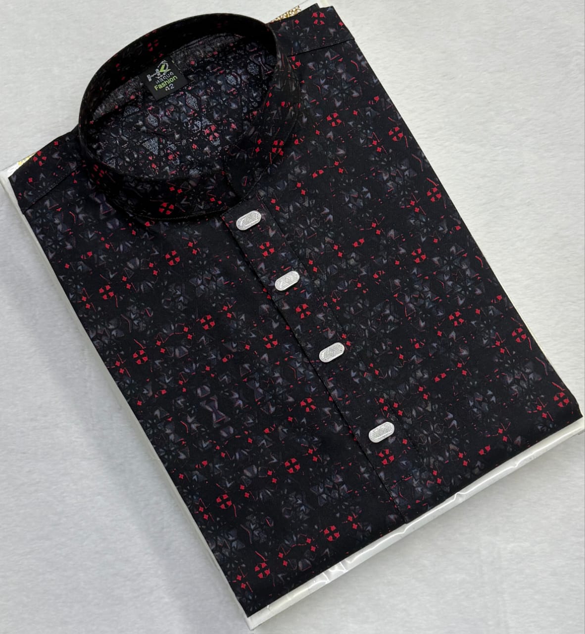 প্রিমিয়াম সফট কটন গার্মেন্টস কাপড় – ১০০% সুতি, আরামদায়ক ও স্টাইলিশ